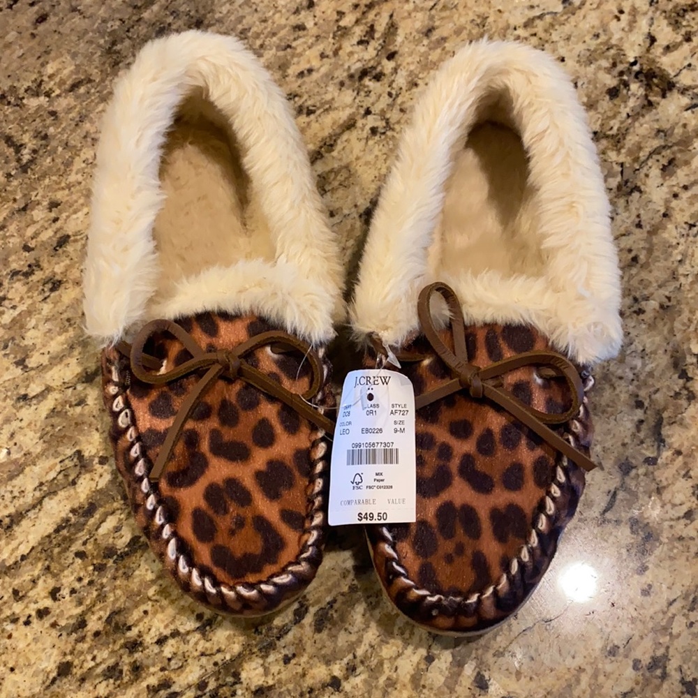 NWT JCrew Leopard print slippers.